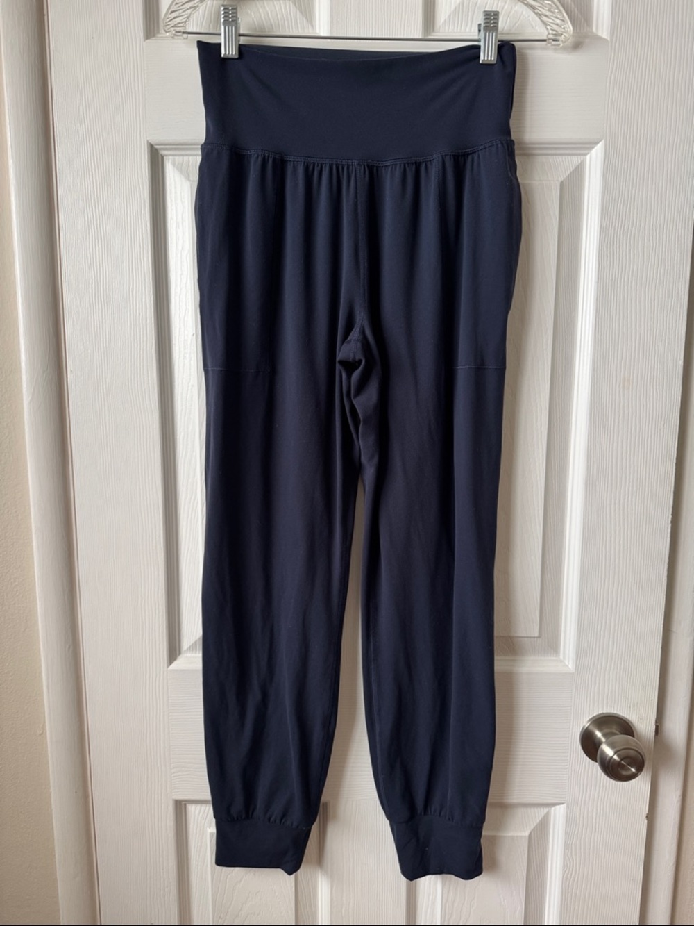 Salutation Jogger